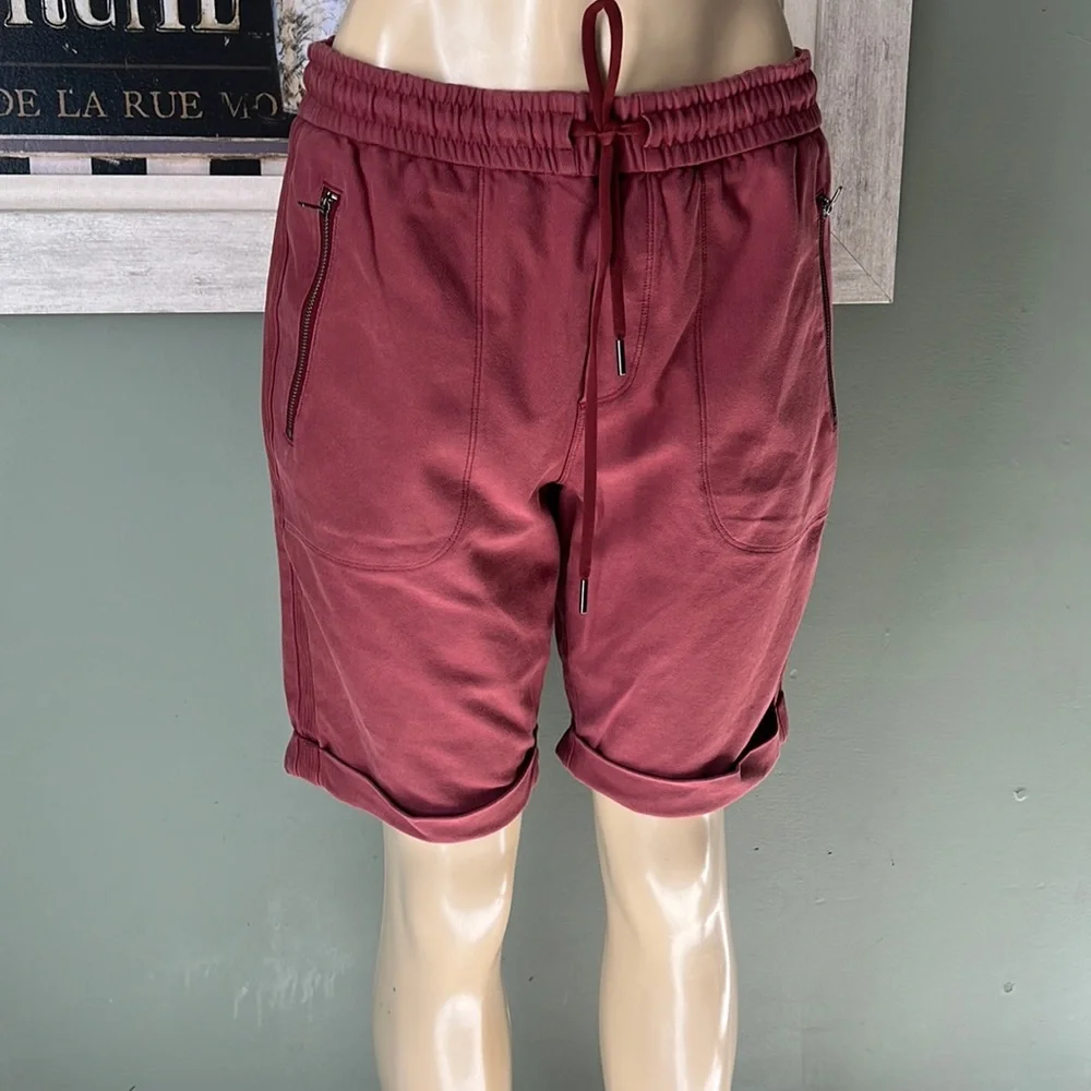 Athleta shorts - Picture 4 of 8